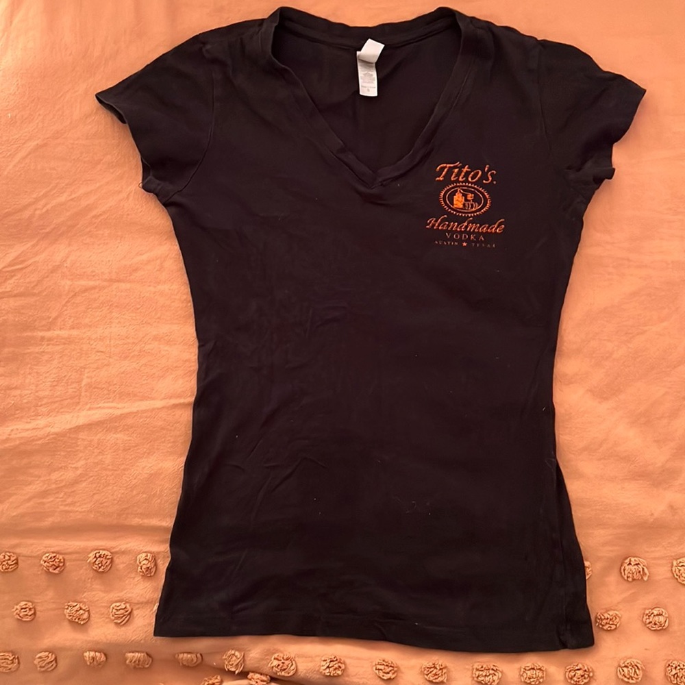 Tito’s vodka shirt size small